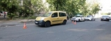   Renault Kangoo  6- 
